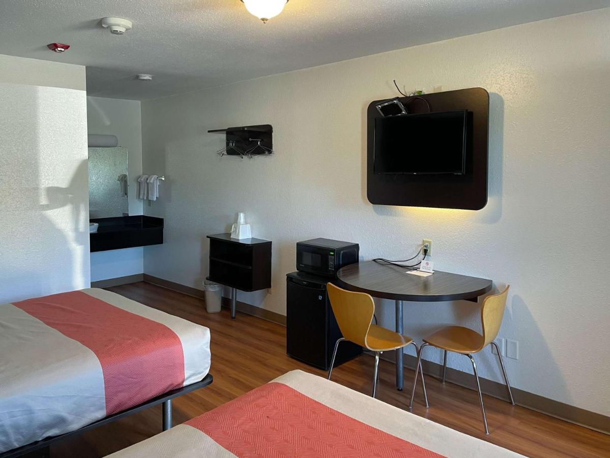 Motel 6 Cameron Mo Buitenkant foto